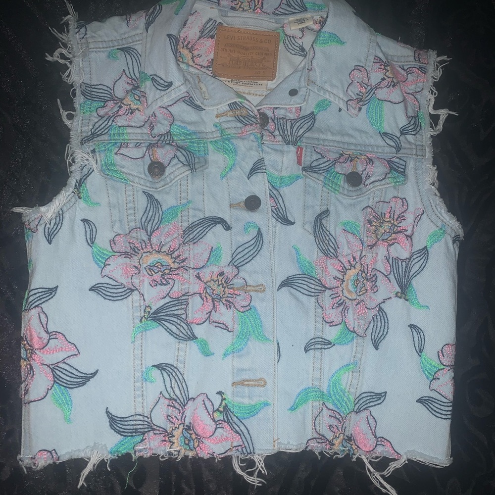 Levi Strauss & Co. vest size small